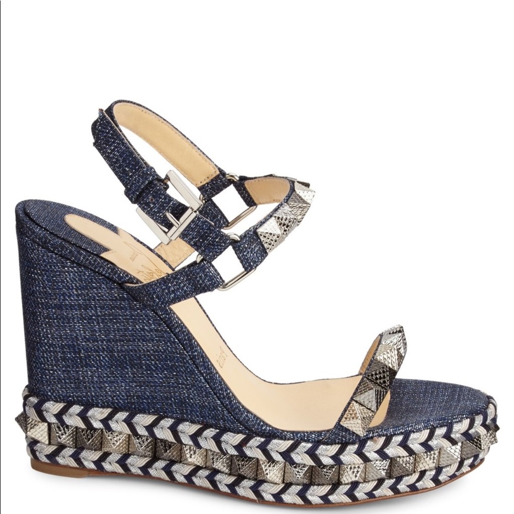 Wedge sandals